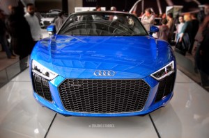 Audi-R8-spyder-front-end